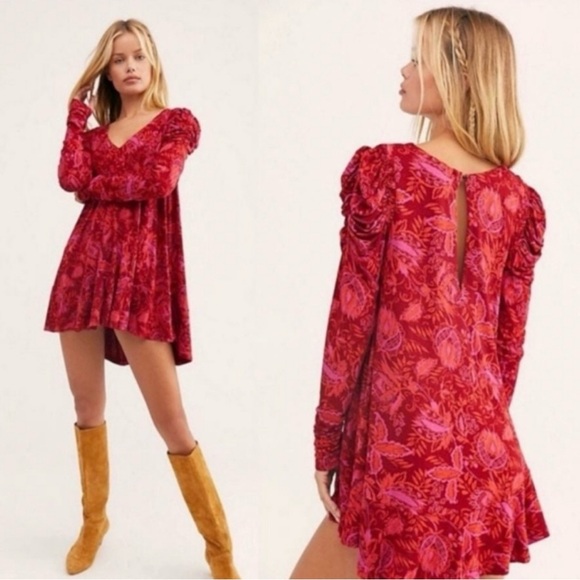Free People Dresses & Skirts - Free people Hello Lover ruched sleeve mini dress
